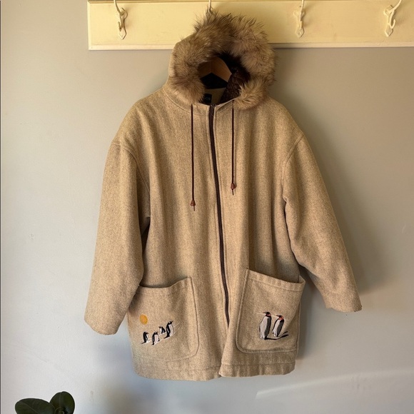 Vintage Jackets & Blazers - Vintage Lindor Wool Parka w/ Real Fur Cream Tan Women’s L/XL
